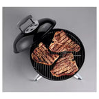 Barbecue portable Weber 14 po 10020 : Charbon, résistant aux intempéries, revêtu de porcelaine, grilles en acier, surface de cuisson de 147 po².