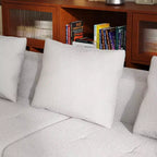 Canapé moderne Famapy en tissu moelleux beige avec coussins assortis : confort et style pour votre intérieur