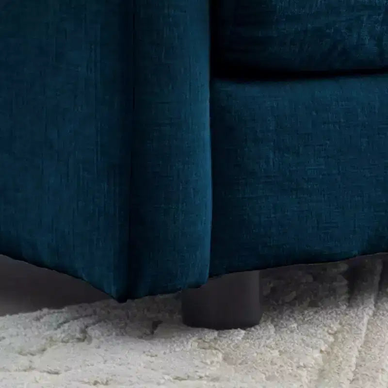 Plush Single Seat Sofa: White Chenille, Perfect for Reading