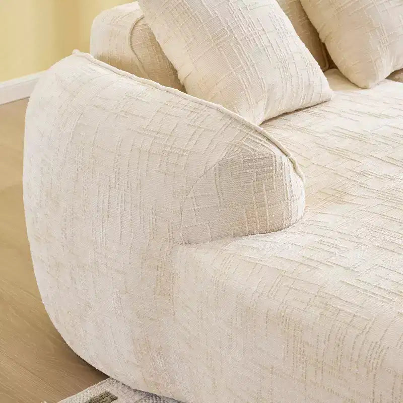 Canapé d'angle en chenille beige avec accoudoirs arrondis et 4 coussins Neutre, Douillet, Gain de place