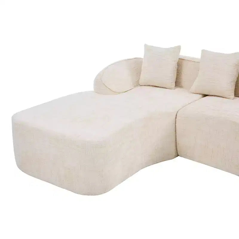 Canapé d'angle en chenille beige avec accoudoirs arrondis et 4 coussins Neutre, Douillet, Gain de place