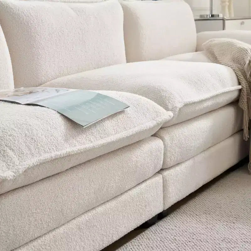 Canapé d'angle moderne Karl Home Chellie 3 places en L blanc avec accoudoirs rembourrés et pouf (305 cm de large)