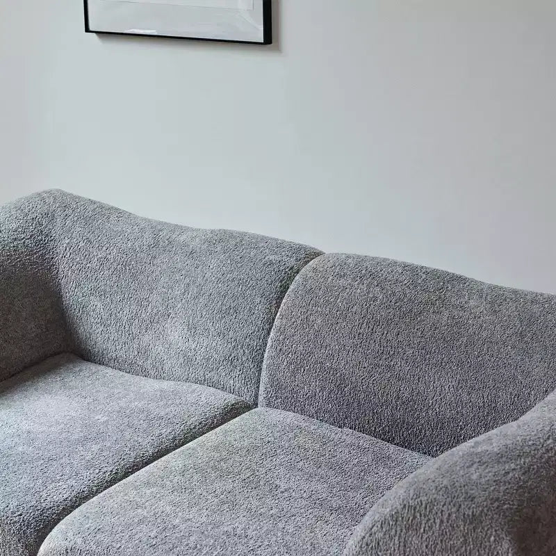 MAYEERTY 70 In 2 SeaterModern Velvet Loveseat Sofa with Throw Pillows Compact Space-Saving Couch