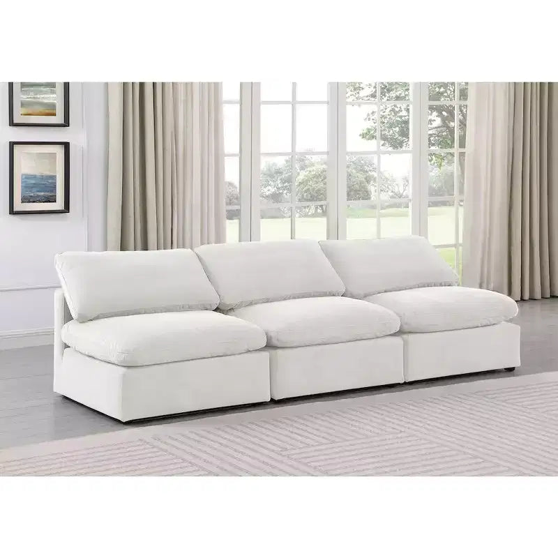 Canapé modulable en velours crème Indulge Meridian Furniture