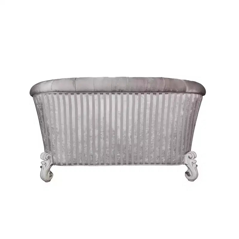 Canapé Versailles 76" Tissu Ivoire et Finition Blanc Os - Meubles Acme : Croissant, Clous décoratifs, Cuir