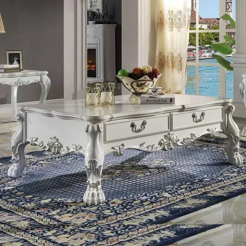 Canapé 241 cm Dresden en cuir synthétique, assise moelleuse et accents sculptés - Acme Furniture