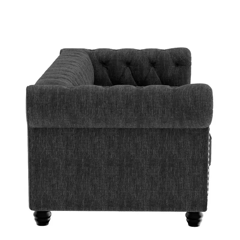 Canapé Chesterfield en lin avec boutons touffetés, clous décoratifs et pieds en bois massif pour salon - Morden Fort