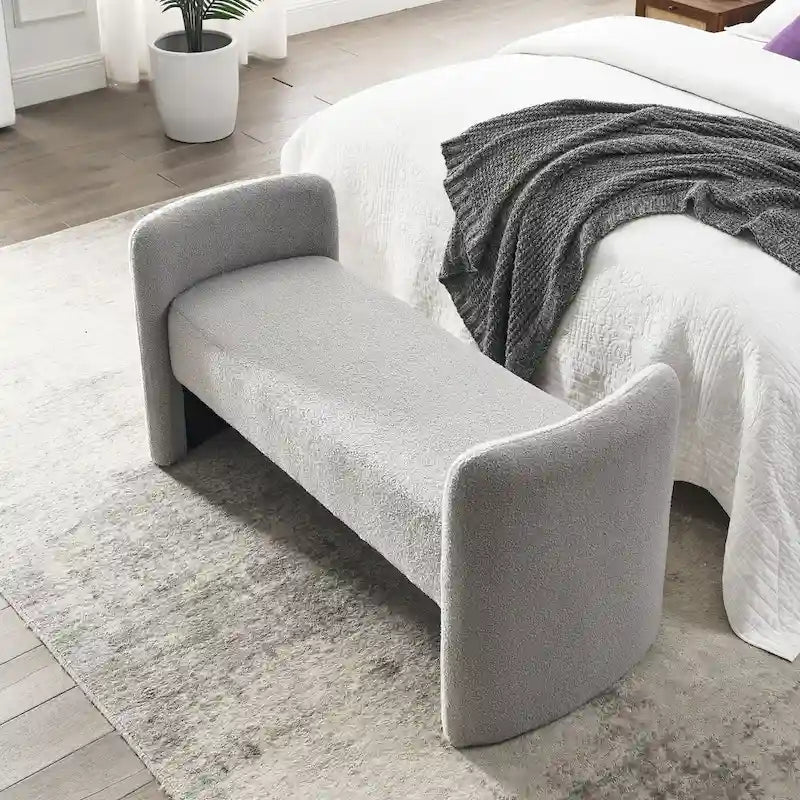 Banc moderne pour le pied de lit