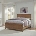 Lit queen en bois de finition caramel Wallace de Carbon Loft